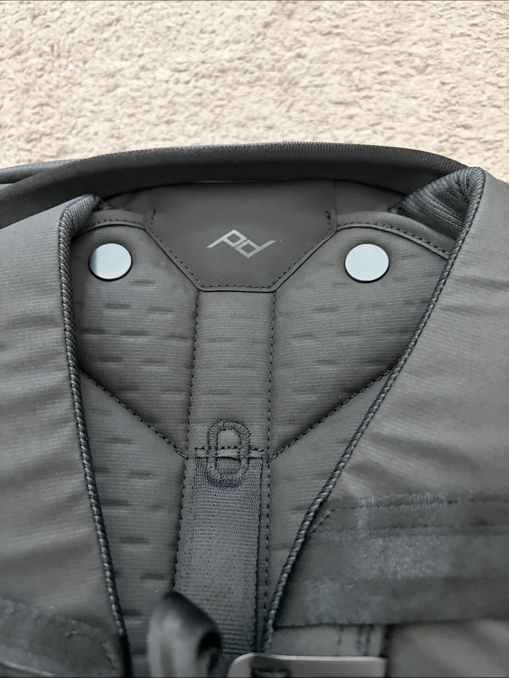 Peak Design sleek gray